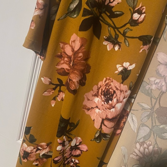 Like new Lime and Chili duster - Picture 3 of 5